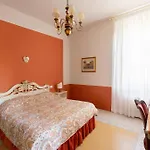 Il Buen Retiro 4* Λούκα