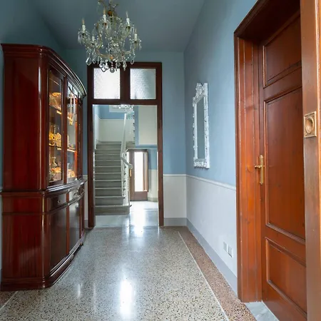 Il Buen Retiro 3* Lucca