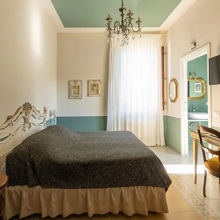 Il Buen Retiro 4* Λούκα